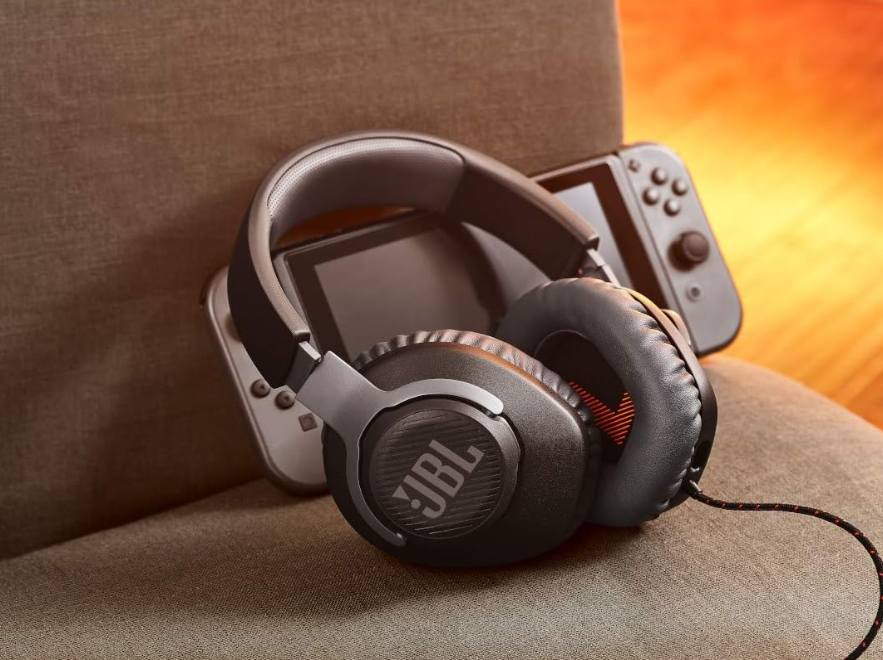 JBL Quantum 100 | Wired Over-Ear Headphones