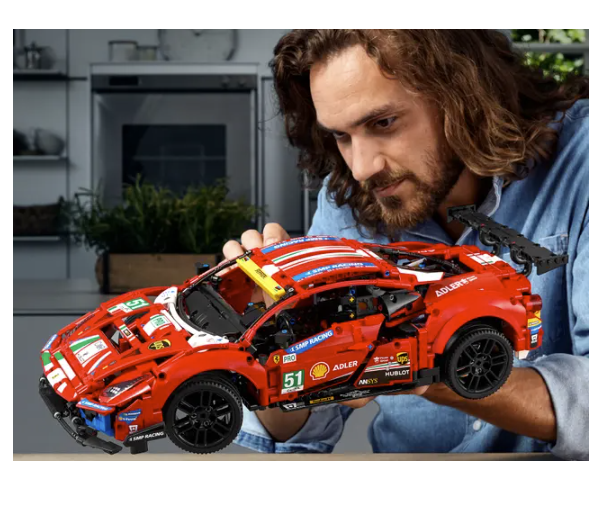 LEGO Ferrari 488 GTE “AF Corse #51” 42125