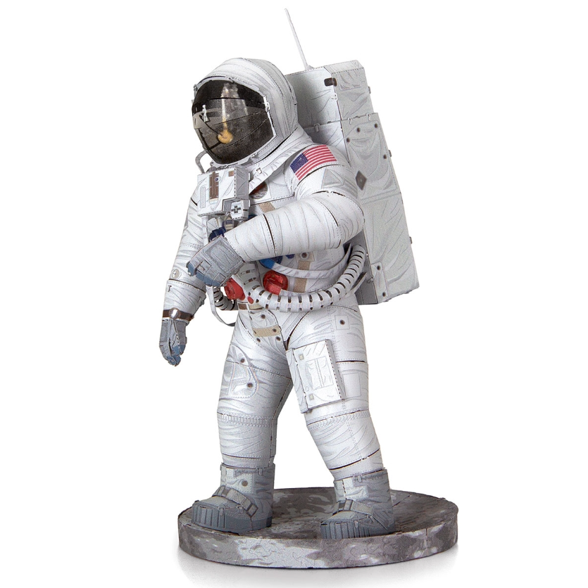 Metal Earth 3D Puzzle | Apollo 11 Astronaut