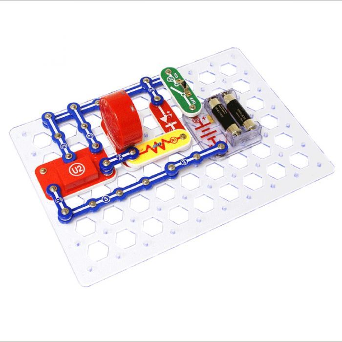 Snap Circuits Junior -  Electronic Project Kit for younger students, 100+ Projects